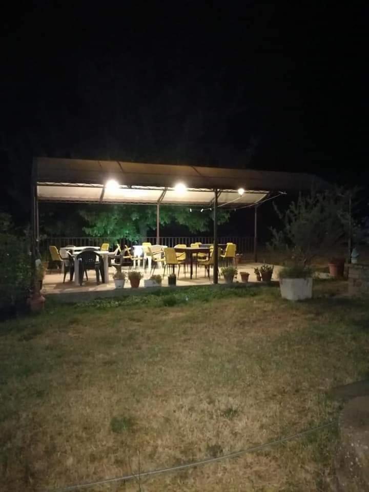 Villa Il Corniolo Morra Luaran gambar