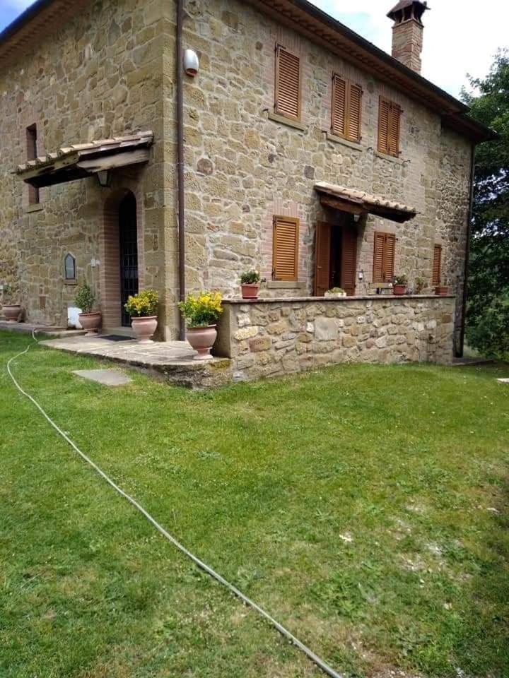 Villa Il Corniolo Morra Luaran gambar